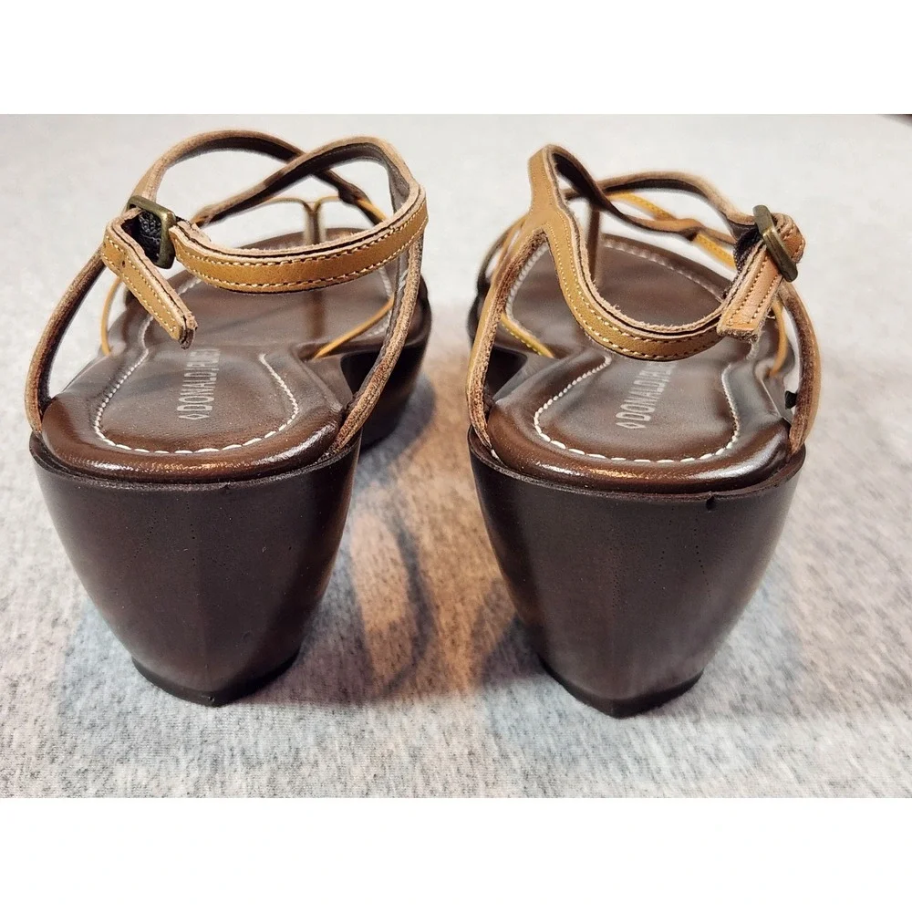 Donald J Pliner Wedge Sandals Womens 6M Brown Tan Strappy Leather CHAVA3 Italy